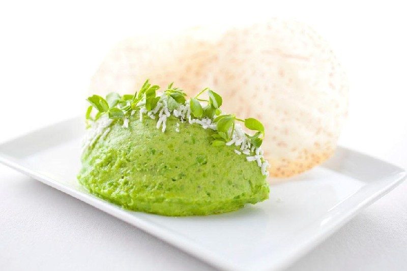 English pea hummus