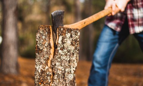 Best Firewood-Cutting Tools and Accessories
