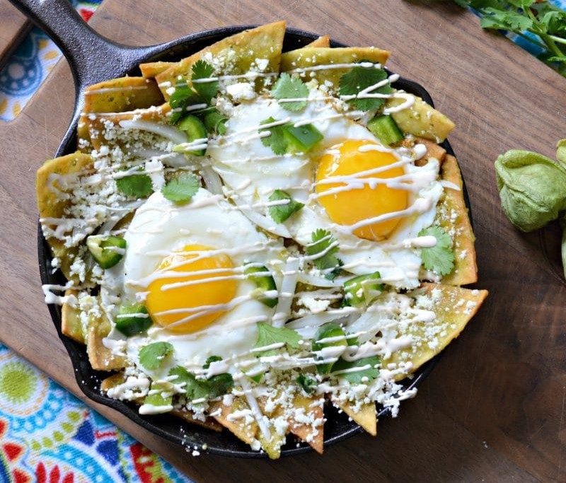 Chilaquiles verdes in a skillet