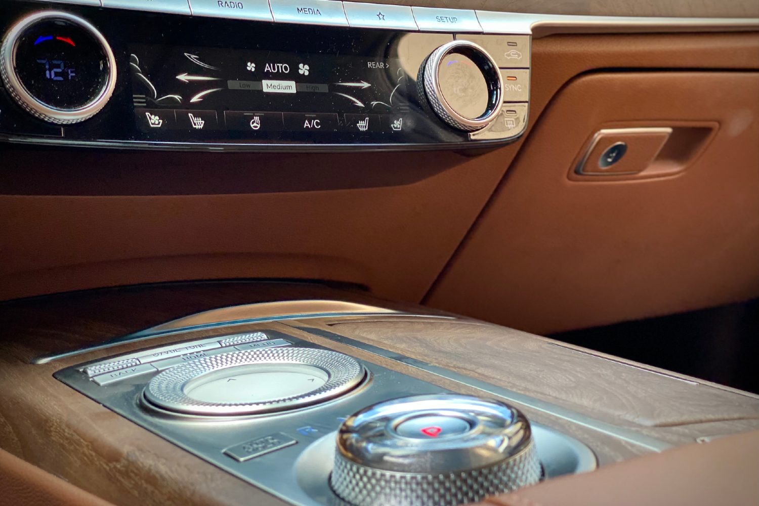 2021 Genesis G80