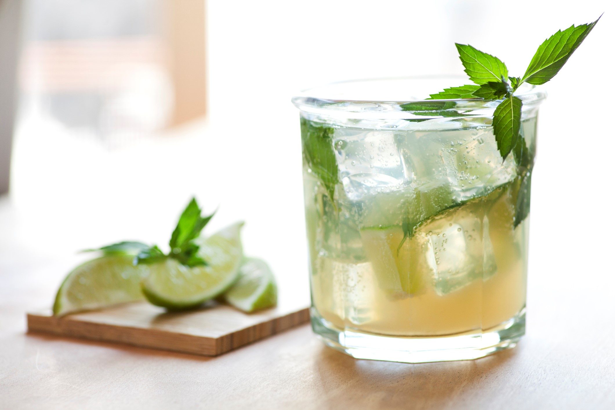 Mojito garnished with mint and limes
