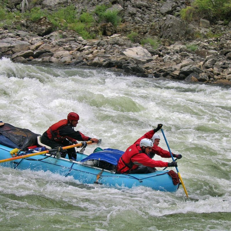 Float trip by raft