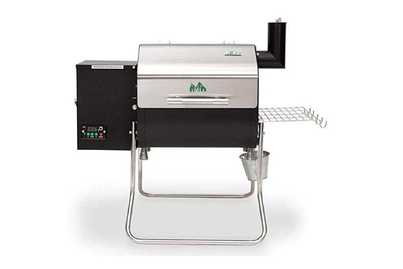 Green Mountain Davy Crockett Sens Mate Portable Wood Pellet Grill.