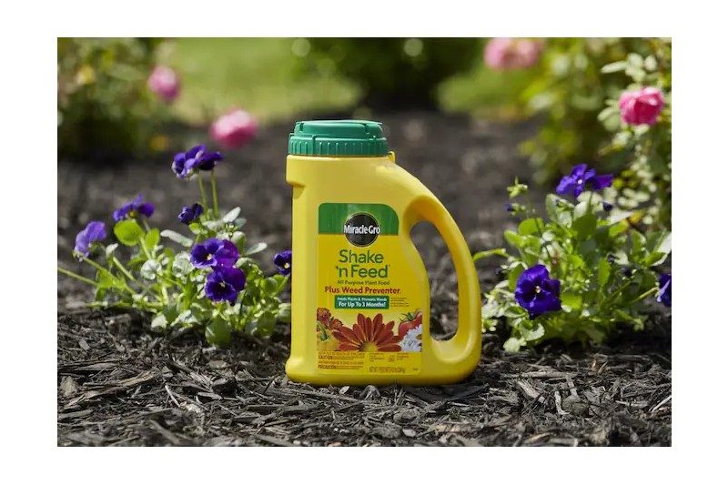 miracle grow shake n feed bottle