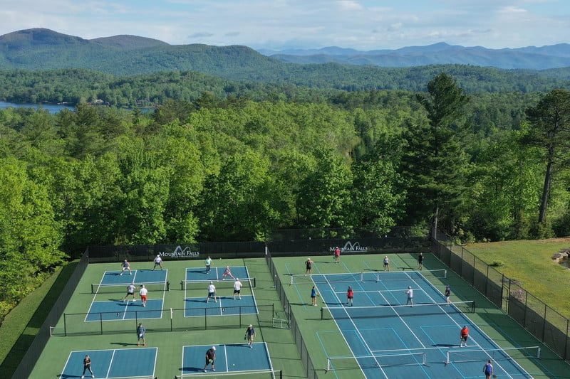 Tennis Courts at Mountain Falls Luxury Motorcoach Resort