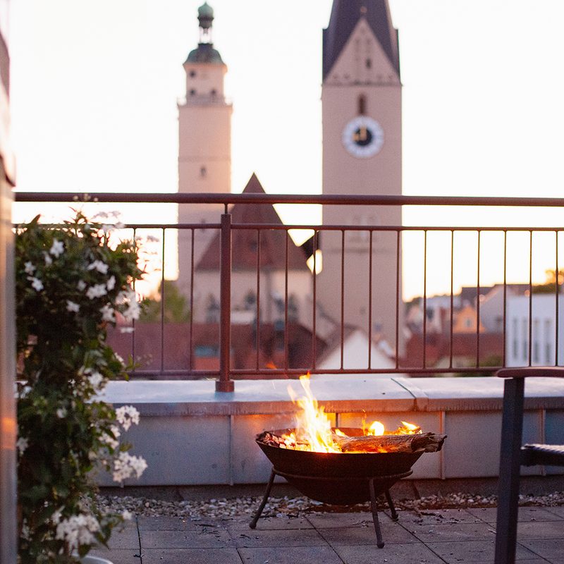 Portable fire pit