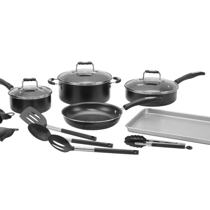 Cuisinart 22-piece cookware set displayed on white background.