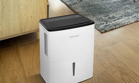 Frigidaire 35 Pint Portable Humidifier in living space