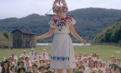 Florence Pugh in Midsommar.