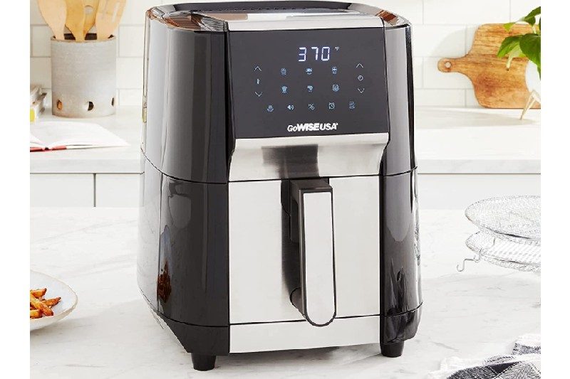 7-quart air fryer from GoWise on counter.