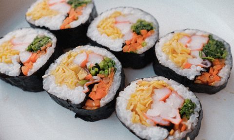 Korean kimbap rolls egg and vegetables.