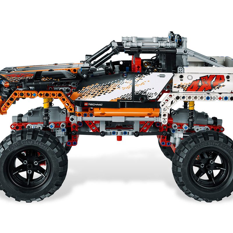 A completed model of the Lego Technic 9398 Rock Crawler.