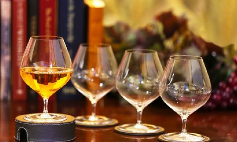 A set of Ravencroft Crystal snifters