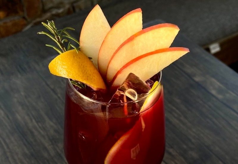 Teleferic Barcelona Sangria on table