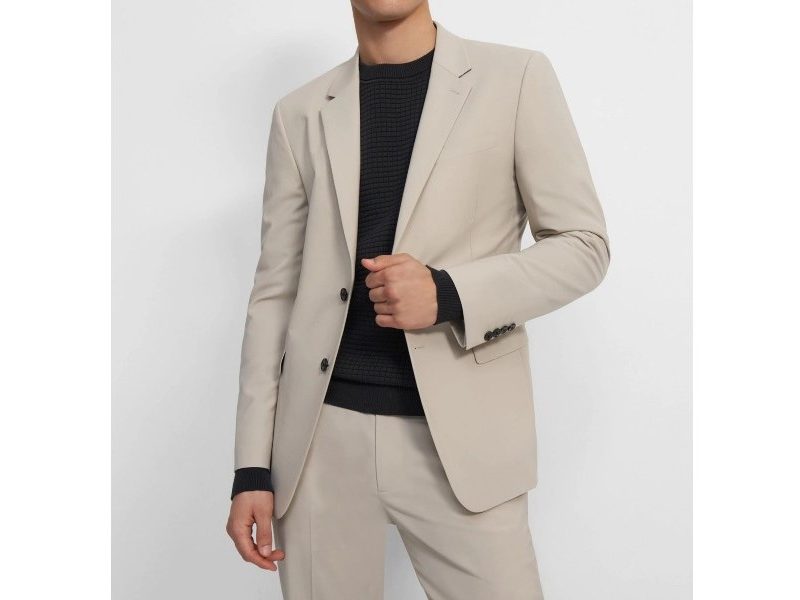 Theory Chambers Blazer in Good Wool worn by a model.