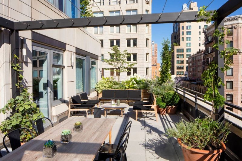 Smyth Tribeca outdoor patio.