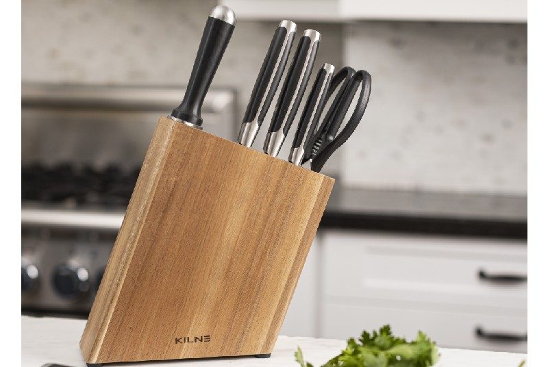 Knife block set from Kiline.