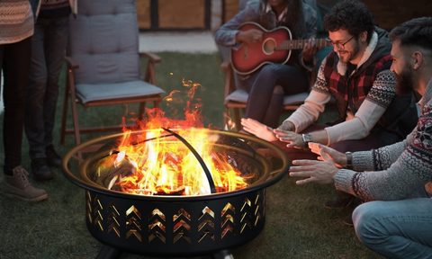 Qomotop Fire Pit Group of People
