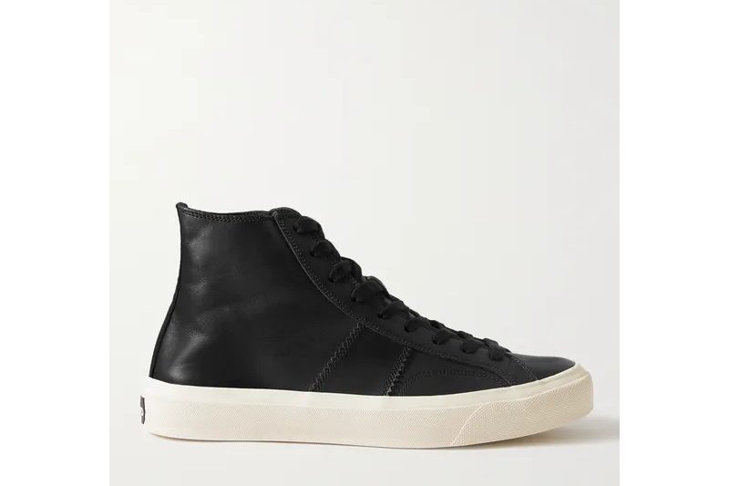 Luxurious leather sneakers for men.