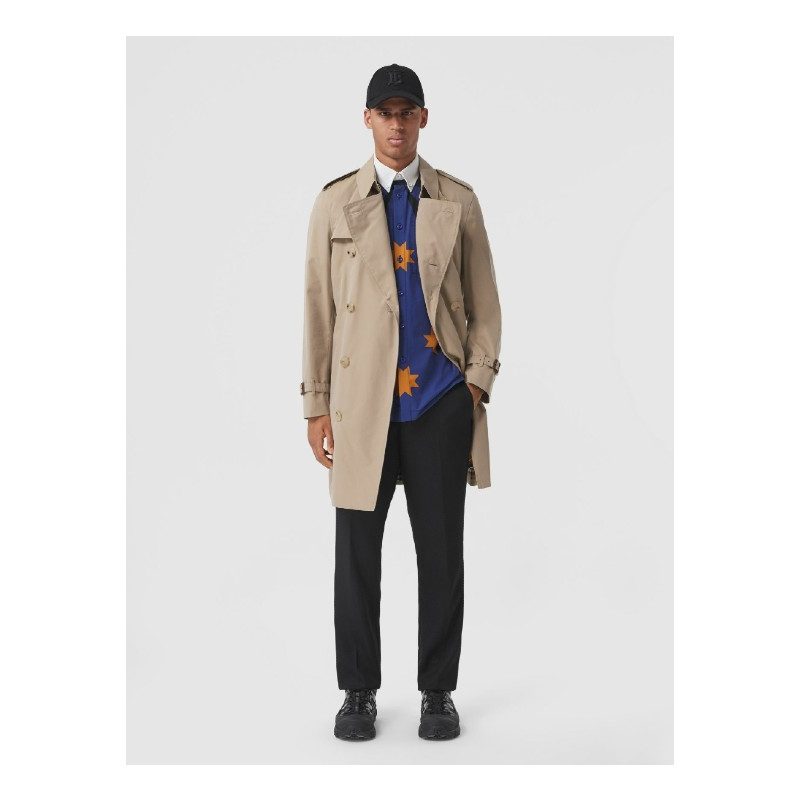Burberry Mid-length Chelsea Heritage Trench Coat worn by a model.