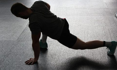 Hip stretch lunge