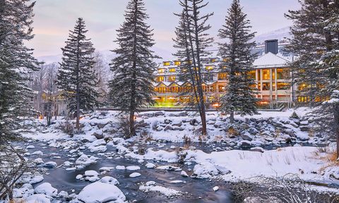 A view of Grand Hyatt Vail in winter