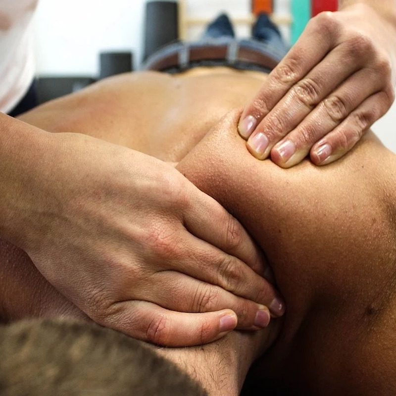 Man getting back massage.