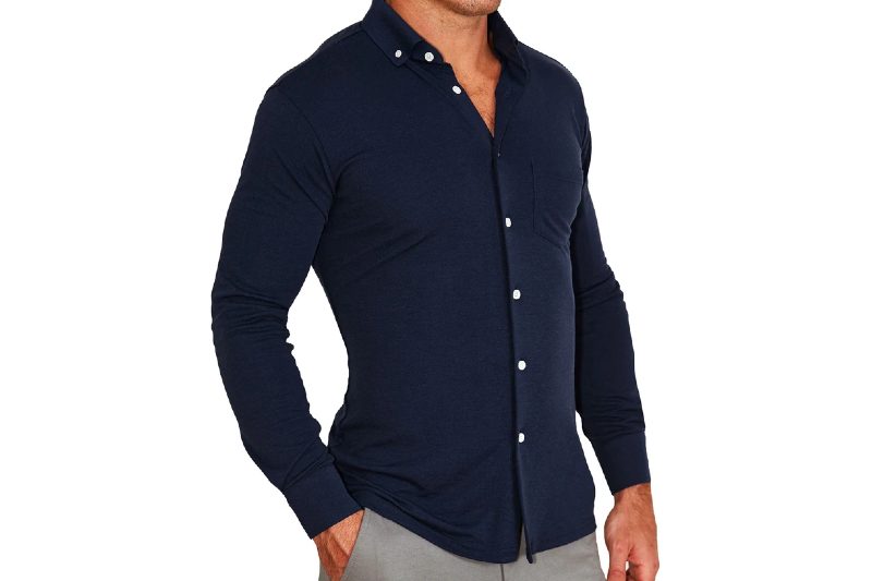 Athletic fit Oxford shirt for men.