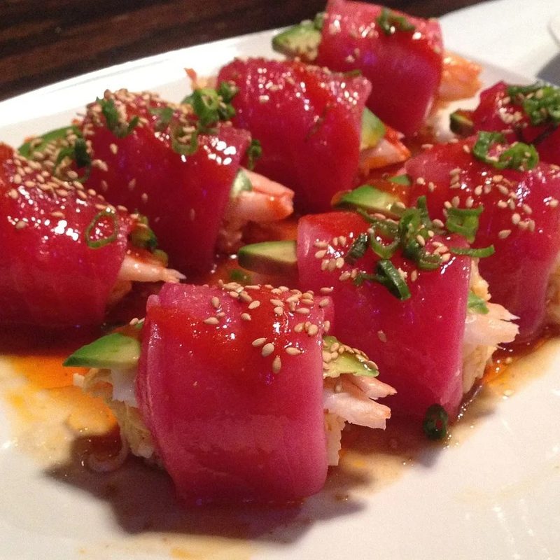 Tuna sushi