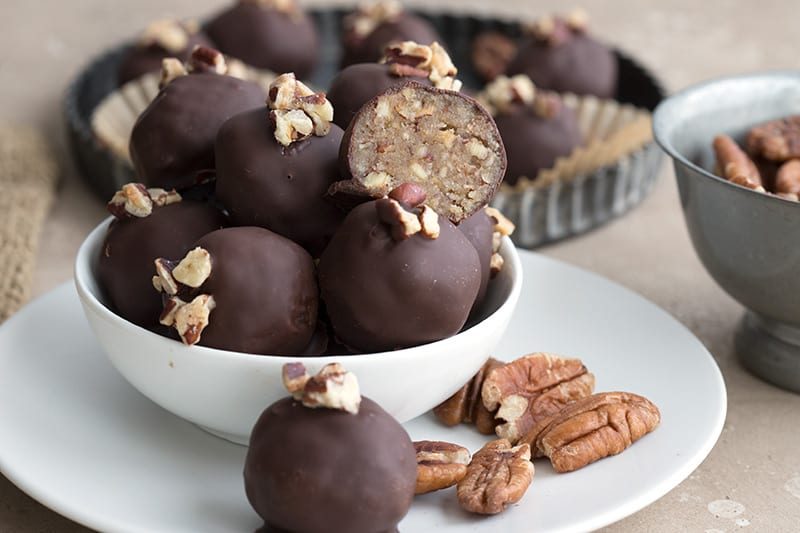 Healthy Pecan Pie Truffles Recipe.