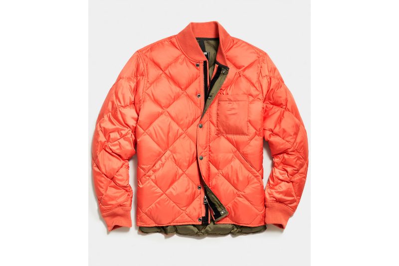 Rugged down bomber jacket for men.