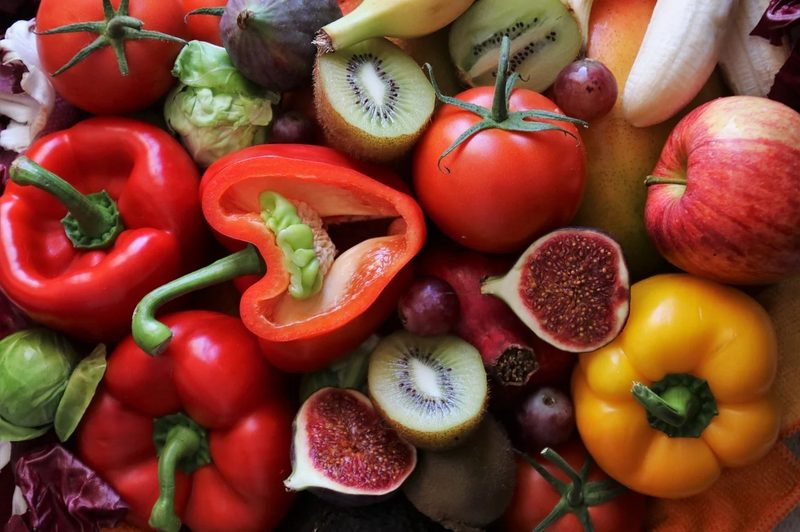 Fruits and vegetables high in vitamin c.