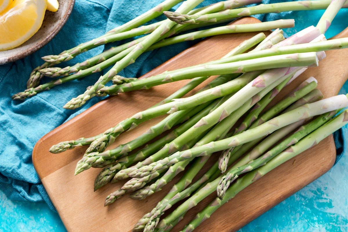 Ffresh asparagus