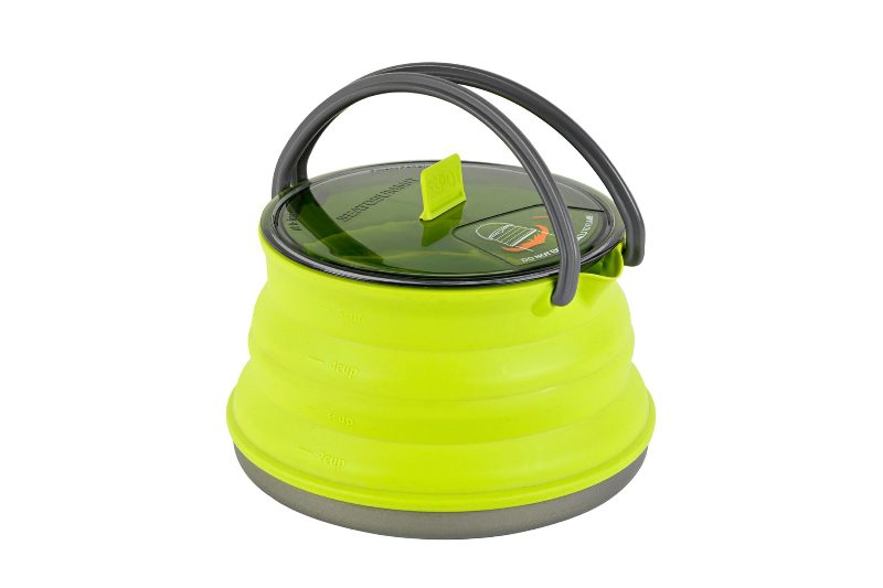 Collapsible kettle.