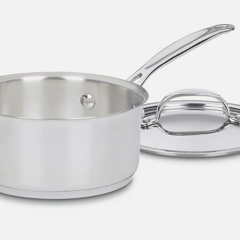Cuisinart Chef's Classic Saucepan on a white background.