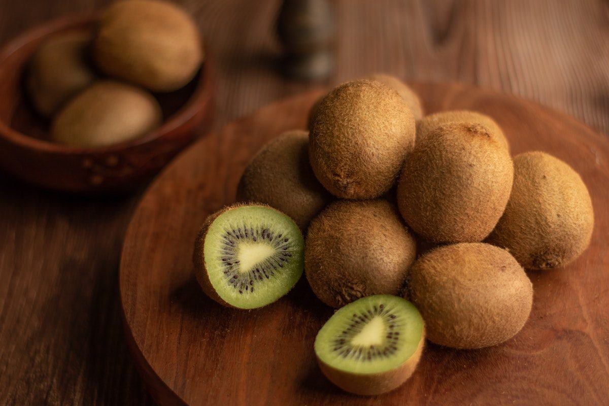 Fresh sliced kiwi