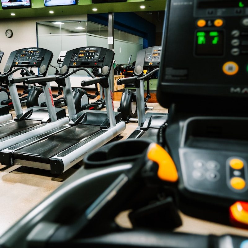 treadmills in gym.