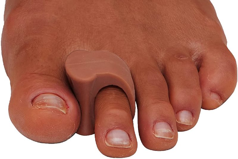 Toe spacers.