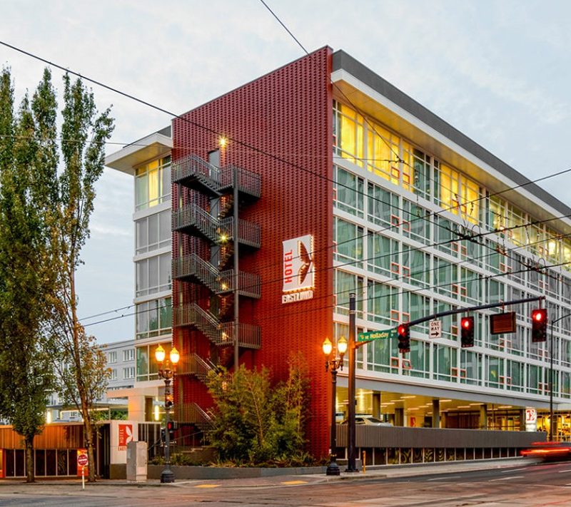 The exterior of Hotel Eastlund.