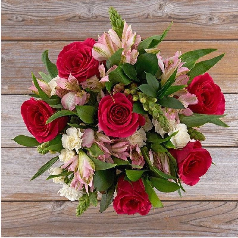 Bouqs valentine's day rose bouquet.