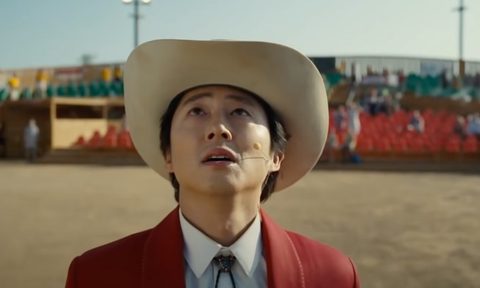 Neither Steven Yeun nor the audience know what they're looking up at in Jordan Peele's 'Nope' preview.