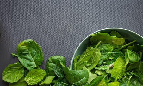 Baby spinach in a bowl