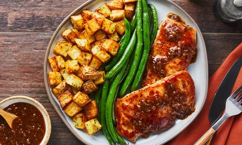Fresh meal cooked using HelloFresh meal prep kits