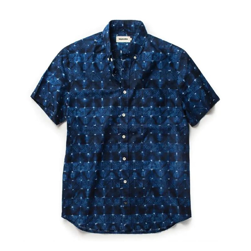 The Short Sleeve Jack in Deep Navy Geo over a white background.