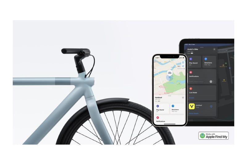 The VanMoof S3 E-Bike and its tech-navigation.
