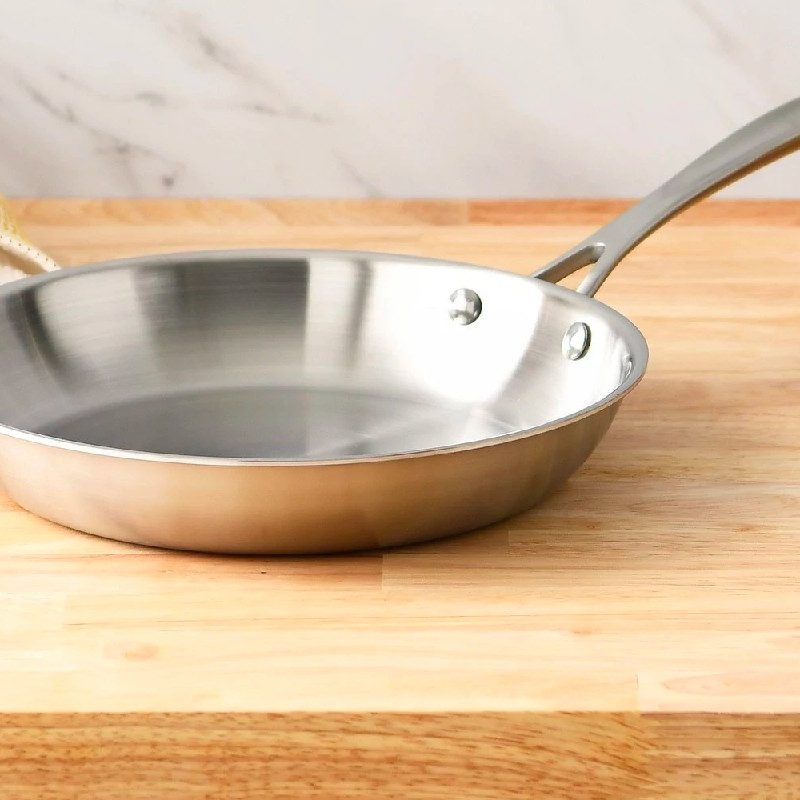 American Kitchen stainless steel skillet