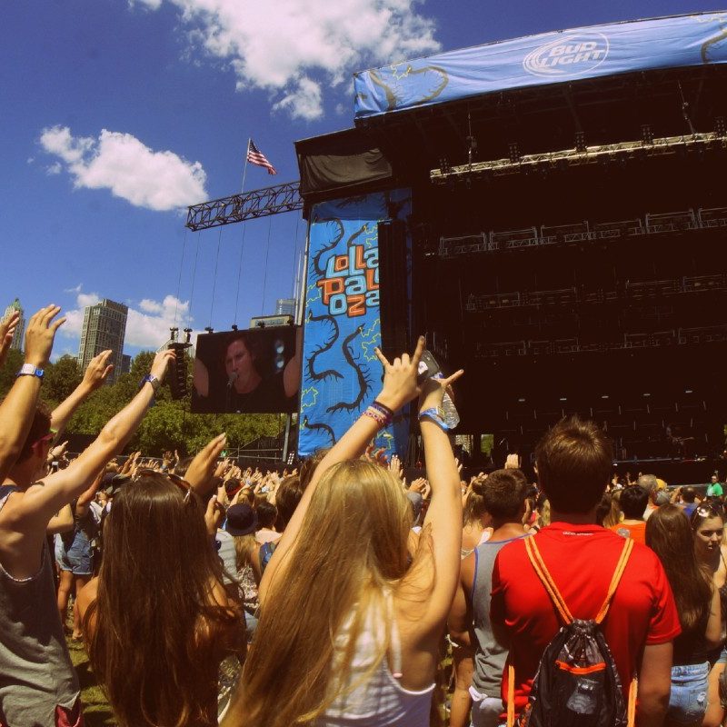 COASTS opening the Bud Light stage in 2015.