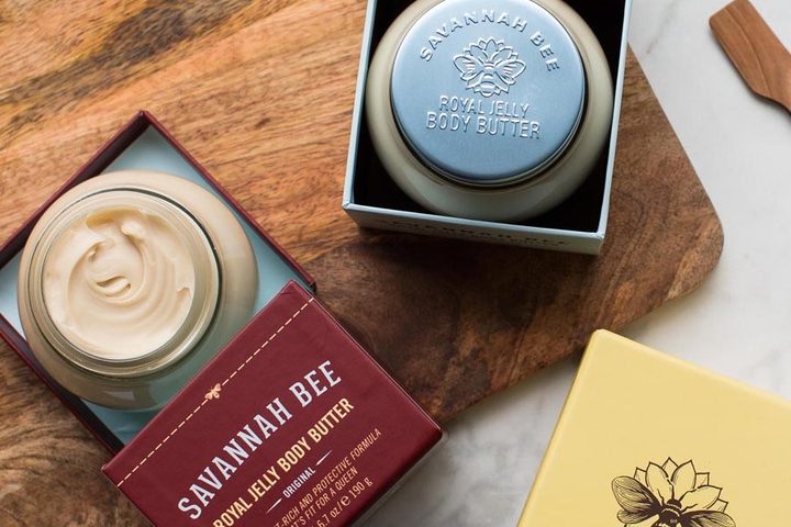 Savannah Bee Queen Bee Set.