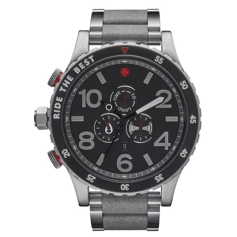 Nixon x Independent 51-30 Chrono watch.