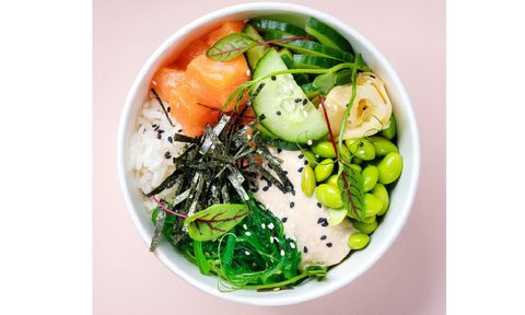 Bowl of foods high in iodine like seaweed and fish